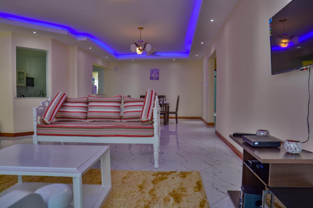Fenns Cozy Apartment - Nyali Mombasa Exteriör bild